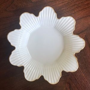 Lenox meridian collection fluted floral shape bowl
